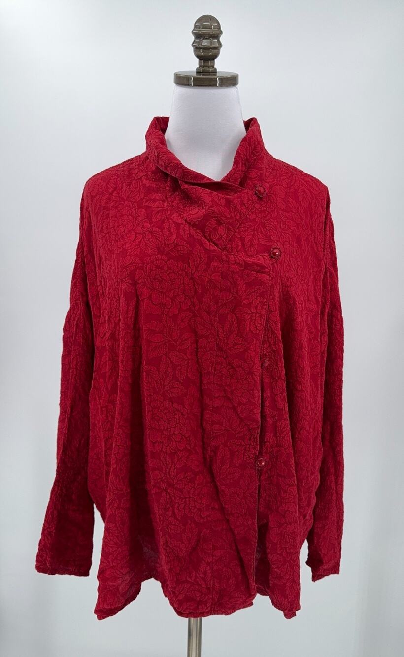 URU Womens Vibrant Red Silk Floral Embossed Jacquard Long Sleeve Button Top